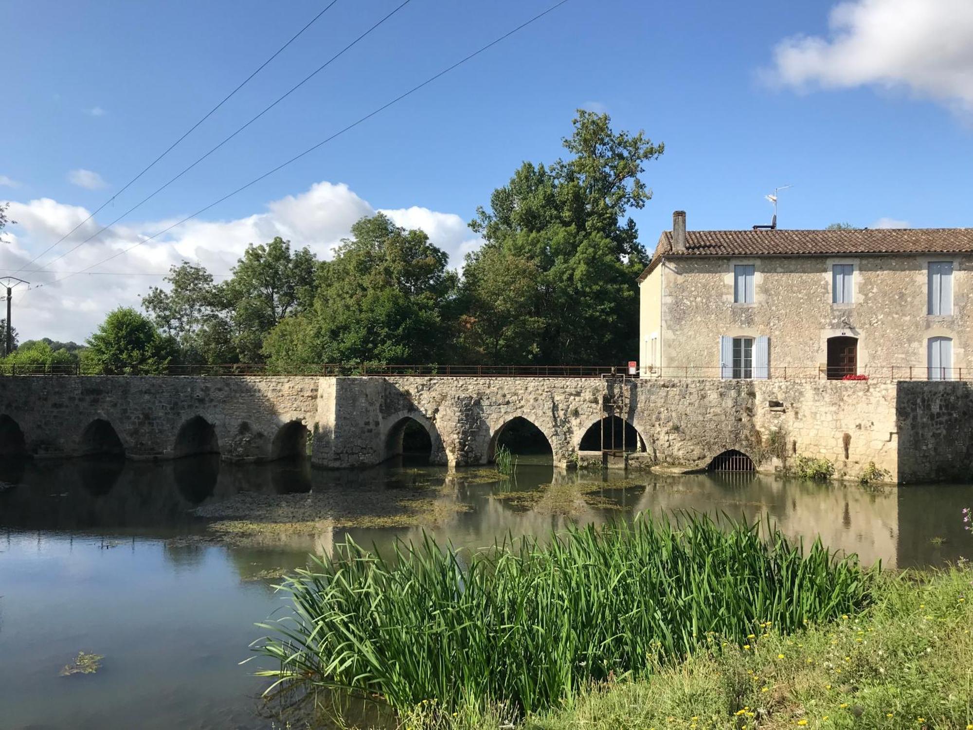 La Maison Ancienne Eymet Bed & Breakfast エクステリア 写真